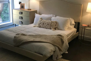 Inspiration for a bedroom remodel in Los Angeles