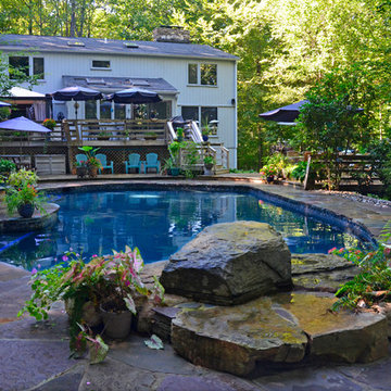 Upper Marlboro Flagstone Pool Patio