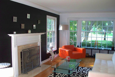Example of a minimalist living room design in Other