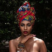 Mimi Momperousse's photo