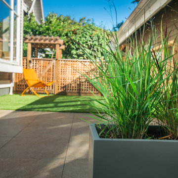 Small yard in Kits Point