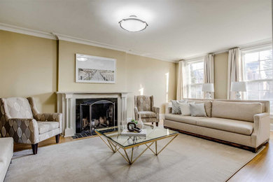 Transitional living room photo in Toronto