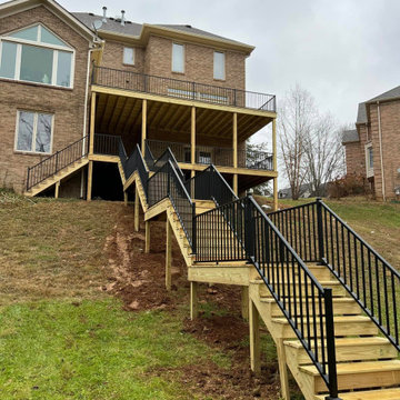 Louisville, Kentucky: Custom Wooden Decks
