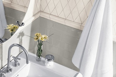 Example of a transitional bathroom design in Orlando