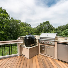 outdoor kitchen