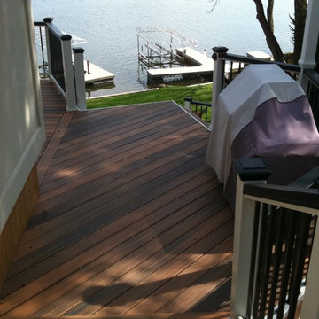 Lakehouse Deck