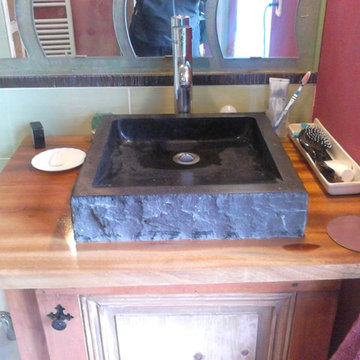 OUR CLIENTS' INSTALLATIONS WITH OUR TRENDY NATURAL STONE PRODUCTS