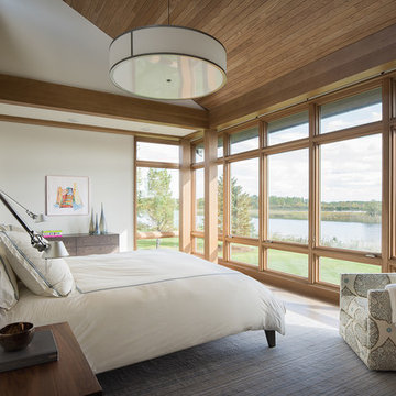 Robust River House