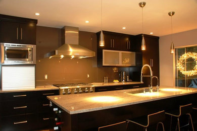 Inspiration for a kitchen remodel in Vancouver