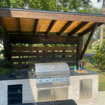 Gorgeous Outdoor Kitchen Indianapolis
