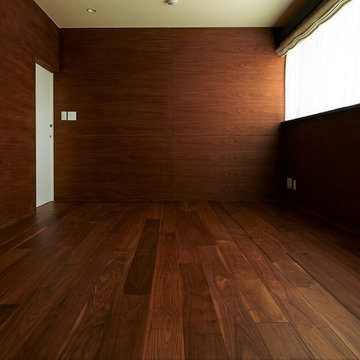 HOUSE / M #1