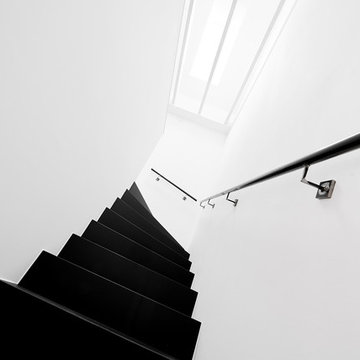 Treppe aus schwarzem CDF