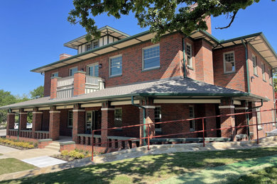 Exterior home photo in Dallas