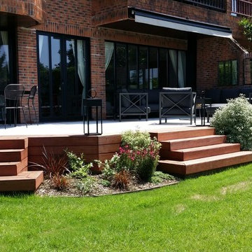 Terraza en porche de chalet.