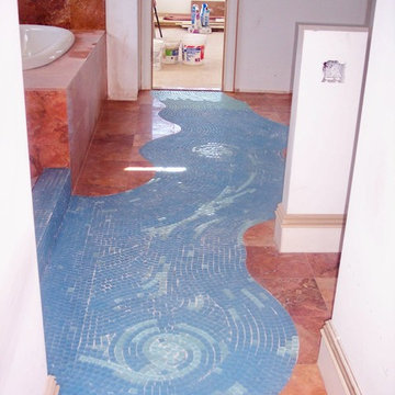 Master Bath Artistic mosaic design.