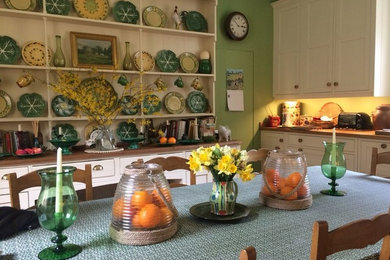 This is an example of a rural kitchen in Oxfordshire.