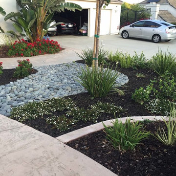 2D Camarillo Home – Front Yard - Actual Installation - View 3