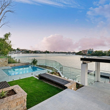 Aaron Avenue Residence