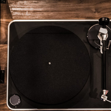 Luxe Cocktail Bar & Listening Room