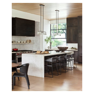 Greenway Parks - Kitchen - Dallas - by Ryan Street Architects