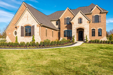 Contemporary exterior home idea in Detroit