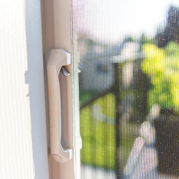 Phantom Door Screens