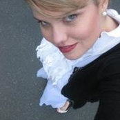 Alena Holmes's photo