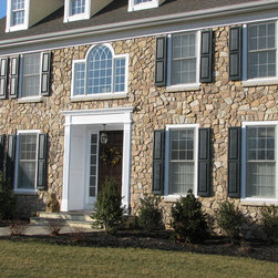 QuarryCut Stone - Brown - Irregular 6 - Siding And Stone Veneer