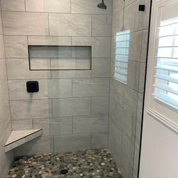 Meadow - Temecula - Shower Doors