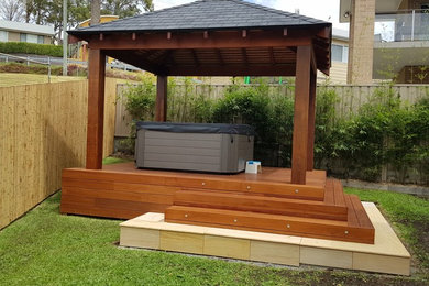 Design ideas for a traditional deck in Central Coast.