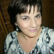 Esther Caines's photo