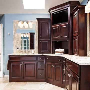 Eagle Run Bedroom/Bathroom Suite