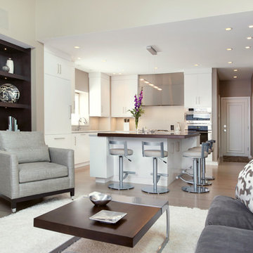Leawood, KS contemporary kitchen