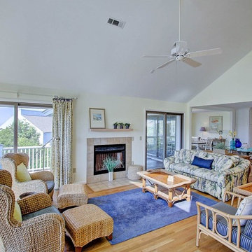 3751 Beach Court