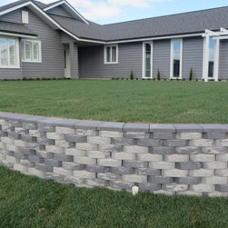 Premier Retaining Wall in Charcoal Blend - Products