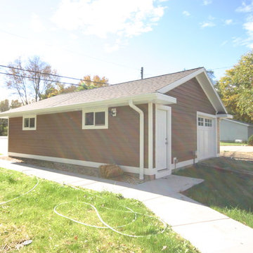 Detached Lake Garage