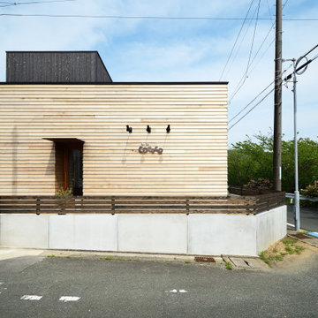 二つのお店と二世帯の住まい / 多米の家(豊橋市)