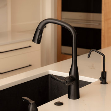 Functional Elegance at the Island