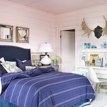 Creative Guest Room