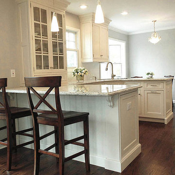 Traditional Kitchen in Chatham, NJ