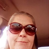 Gloria Jones's photo