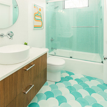 Pigment and Pattern: A New Build Midcentury Modern House