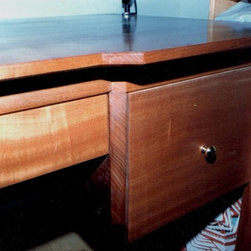 Offices - Desks And Hutches