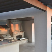 Outdoor Kitchen