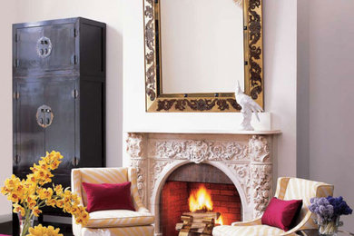 Example of an eclectic living room design in New York