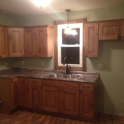 Rustic Knotty Oak - Kitchen Cabinetry