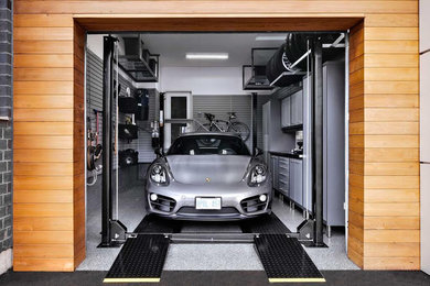 Trendy garage photo in Toronto