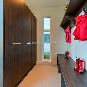Stunning new build near Whyte Avenue