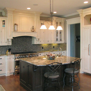 Kitchen designs by Kitchen Express II, LLC