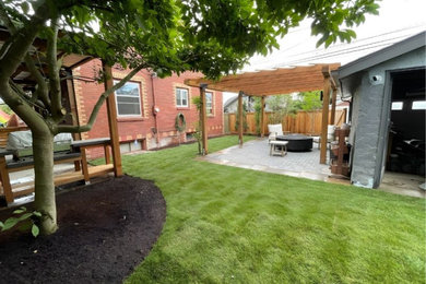 Example of a small trendy patio kitchen design in Seattle